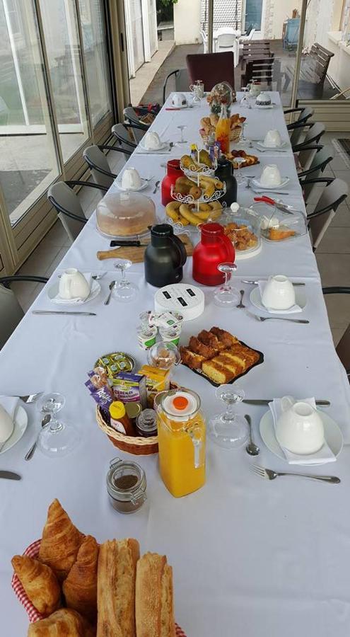 Les Essarts Chez Val Et Fred 85住宿加早餐旅馆 外观 照片